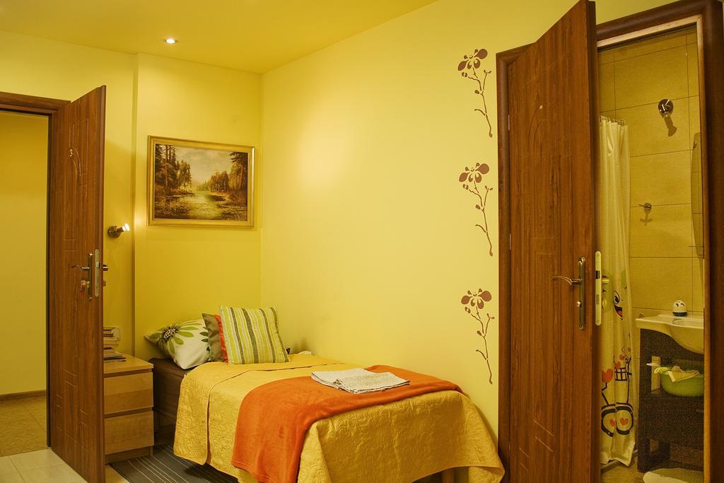 Medison Family Boutique B&B Kielce Zimmer foto
